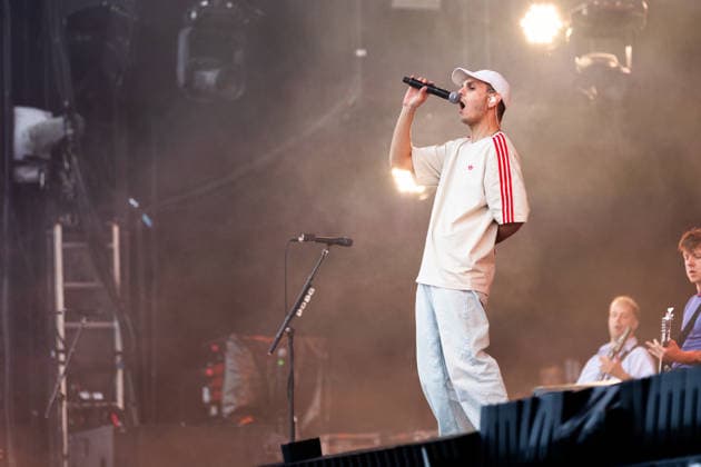 Florent Salfati (Gesang) während des Auftritts der französischen Metalcore-Band Landmvrks im Rahmen des Festivals Rock am Ring 2026 am Nürburgring. Nürburg Rock am Ring Rheinland-Pfalz Germany *** Florent Salfati singing during the performance of the French metalcore band Landmvrks as part of the Rock am Ring 2026 festival at the Nürburgring Nürburg Rock am Ring Rheinland Pfalz Germany