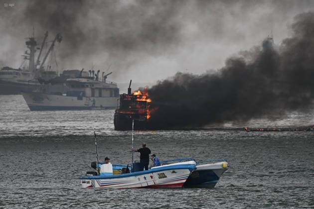 MANTA FIRE BOATS Manta, June 06, 2026 Fire of several boats in the Port of Manta API PHOTO ARIEL OCHOA Manta Manta ManaboÂ Ecuador DIS MANTA FIRE BOATS c0b6e8f45d36806ac4f3c88d4ab45a56 Copyright: xArielxOchoax