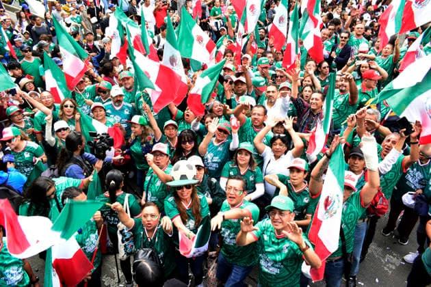 Mexicans Taking Part During The World s Largest Mexican Wave Mexicans taking part in the World s Largest Mexican Wave, aiming for a Guinness World Record before the 2026 FIFA World Cup. June 6, 2026, Mexico City, Mexico. (Photo by Luis Barron Eyepix Group) Copyright: xLuisxBarronx xEyepixxGroupx LB_06062026_185984