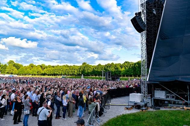 ca. 7.000 Fans sind in den Schlosspark gekommen um Roland Kaiser zu sehen, 06.06.2026, Oberschleißheim (Deutschland), Roland Kaiser - Sommer Open-Air 2026