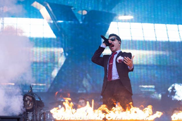 Spencer Charnas (Gesang) während des Auftritts der US-amerikanischen Metalcore-Band Ice Nine Kills im Rahmen des Festivals Rock am Ring 2026 am Nürburgring. Nürburg Rock am Ring Rheinland-Pfalz Germany *** Spencer Charnas vocals during the performance of the US metalcore band Ice Nine Kills as part of the Rock am Ring 2026 festival at the Nürburgring Nürburg Rock am Ring Rheinland Pfalz Germany