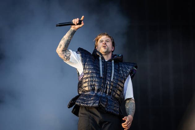 Rock am Ring 2026, Tag 2, 6.6.2026 Electric Callboy aus Castrop-Rauxel -- Mit dem Traditionsfestival Rock am Ring am Nürburgring in der Eifel startet in Deutschland die Festival-Saison. Rock am Ring findet in diesem Jahr vom 5. bis 7. Juni statt. Rund 80 Bands und Künstler stehen auf einer der drei großen Bühnen. Nürburg Nürburgring Rheinland-Pfalz Deutschland *** Rock am Ring 2026, Day 2, 6 6 2026 Electric Callboy from Castrop Rauxel The traditional Rock am Ring festival at the Nürburgring in the Eifel region kicks off the festival season in Germany Rock am Ring will take place this year from June 5 to 7 Around 80 bands and artists will perform on one of the three large stages Nürburg Nürburgring Rhineland-Palatinate Germany Copyright: xSebastianxDerixx