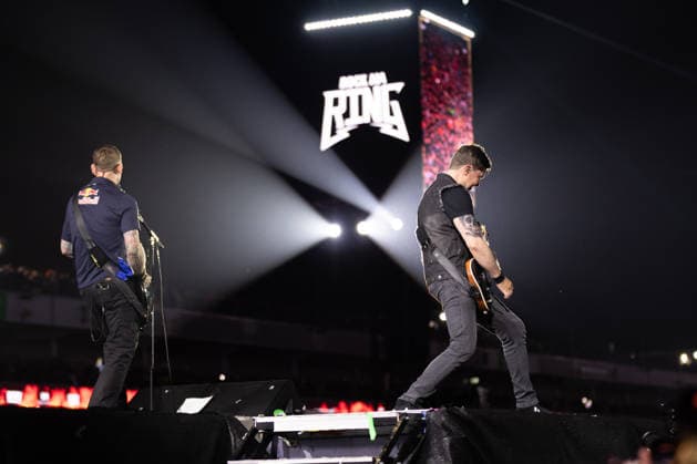 Michael Poulsen (Gesang, Gitarre)Â± und Flemming C. Lund (Gitarre) während des Auftritts der dänischen Rockband Volbeat im Rahmen des Festivals Rock am Ring 2026 am Nürburgring. Nürburg Rock am Ring Rheinland-Pfalz Germany *** Michael Poulsen vocals, guitar Â± and Flemming C Lund guitar during the performance of the Danish rock band Volbeat as part of the Rock am Ring 2026 festival at the Nürburgring Nürburg Rock am Ring Rheinland Pfalz Germany