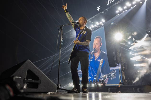 Rock am Ring 2026 - Volbeat - 06.06.26 Volbeat auf der Utopia Stage. Michael Poulsen (Gesang) - Zweiter Festivaltag am Samstag, 06.06.2026, bei Rock am Ring 2026 am Nürburgring in der Eifel. Das dreitägige Musikfestival findet vom 5. bis 7. Juni 2026 statt und gehört zu den größten Open-Air-Festivals Deutschlands. Nürburg Nürburgring Rheinland-Pfalz Deutschland *** Rock am Ring 2026 Volbeat 06 06 26 Volbeat on the Utopia Stage Michael Poulsen Vocals Second festival day on Saturday, 06 06 2026, at Rock am Ring 2026 at the Nürburgring in the Eifel The three-day music festival takes place from June 5 to 7, 2026 and is one of the largest open air festivals in Germany Nürburg Nürburgring Rhineland-Palatinate Germany Copyright: xMarcxJohnx
