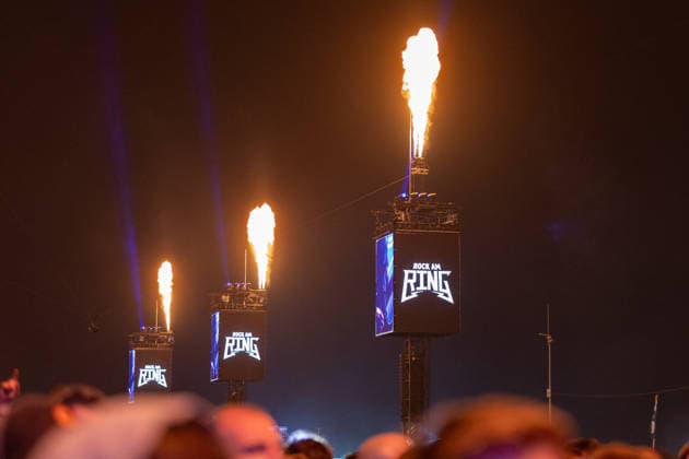 Rock am Ring 2026 - Volbeat - 06.06.26 Volbeat auf der Utopia Stage. Crowdsurfer - Zweiter Festivaltag am Samstag, 06.06.2026, bei Rock am Ring 2026 am Nürburgring in der Eifel. Das dreitägige Musikfestival findet vom 5. bis 7. Juni 2026 statt und gehört zu den größten Open-Air-Festivals Deutschlands. Nürburg Nürburgring Rheinland-Pfalz Deutschland *** Rock am Ring 2026 Volbeat 06 06 26 Volbeat on the Utopia Stage Crowdsurfer Second festival day on Saturday, 06 06 2026, at Rock am Ring 2026 at the Nürburgring in the Eifel The three-day music festival takes place from June 5 to 7, 2026 and is one of the largest open air festivals in Germany Nürburg Nürburgring Rhineland-Palatinate Germany Copyright: xMarcxJohnx