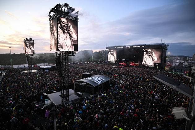 Rock am Ring 2026 ** NUR FÜR REDAKTIONELLE ZWECKE ** EDITORIAL USE ONLY **<p>Fans während des Konzerts von der Band Electric Callboy spielt bei Rock am Ring Festival, am 06.06.2026 im Nürburgring. Deutschland NRW Nürburg Copyright: SocratesxTassos *** Rock am Ring 2026 FOR EDITORIAL PURPOSES ONLY EDITORIAL USE ONLY p Fans during the concert of the band Electric Callboy playing at Rock am Ring Festival, on 06 06 2026 at Nürburgring Germany NRW Nürburg Copyright SocratesxTassos Copyright: SocratesxTassos doc866d1j1jq1g161e4kv8b ,EDITORIAL USE ONLY