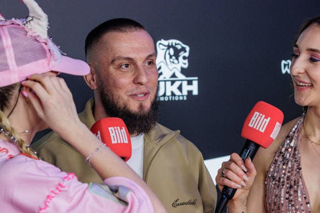 06.06.2026. Leverkusen. Eugen Lopez am Rande des Fame Fighting, das große Promibox-Event von BILD und Eugen Lopez in der Leverkusener Ostermann Arena. Zum ersten Mal in Kooperation mit dem britischen Pendant Misfits Boxing und dem internationalen Medienpartner The Sun. Leverkusen Ostermann Arena Nordrhein-Westfalen Deutschland *** 06 06 2026 Leverkusen Eugen Lopez on the verge of Fame Fighting, the big celebrity boxing event by BILD and Eugen Lopez at the Ostermann Arena in Leverkusen For the first time in cooperation with the British counterpart Misfits Boxing and the international media partner The Sun Leverkusen Ostermann Arena North Rhine-Westphalia Germany