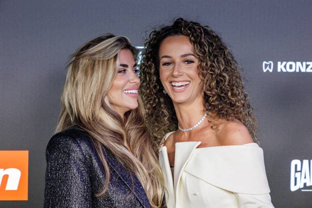06.06.2026. Leverkusen. (l-r) Dijana Cvijetic und Samira Cilingir am Rande des Fame Fighting, das große Promibox-Event von BILD und Eugen Lopez in der Leverkusener Ostermann Arena. Zum ersten Mal in Kooperation mit dem britischen Pendant Misfits Boxing und dem internationalen Medienpartner The Sun. Leverkusen Ostermann Arena Nordrhein-Westfalen Deutschland *** 06 06 2026 Leverkusen l r Dijana Cvijetic and Samira Cilingir on the sidelines of Fame Fighting, the big celebrity boxing event organized by BILD and Eugen Lopez at the Ostermann Arena in Leverkusen For the first time in cooperation with the British counterpart Misfits Boxing and the international media partner The Sun Leverkusen Ostermann Arena North Rhine-Westphalia Germany
