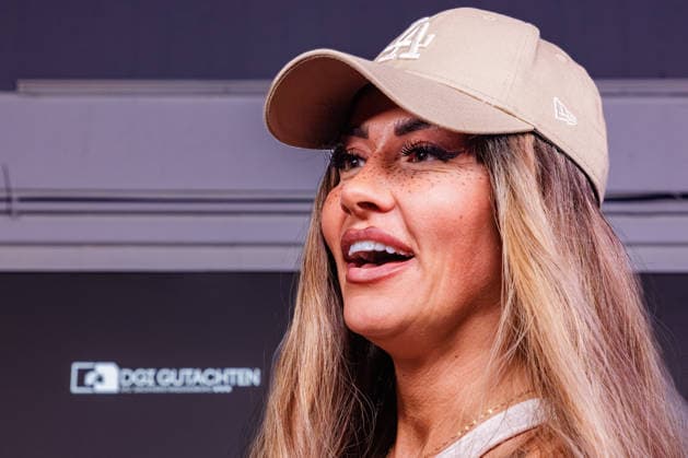 06.06.2026. Leverkusen. Christina Dimitriou am Rande des Fame Fighting, das große Promibox-Event von BILD und Eugen Lopez in der Leverkusener Ostermann Arena. Zum ersten Mal in Kooperation mit dem britischen Pendant Misfits Boxing und dem internationalen Medienpartner The Sun. Leverkusen Ostermann Arena Nordrhein-Westfalen Deutschland *** 06 06 2026 Leverkusen Christina Dimitriou on the sidelines of Fame Fighting, the big celebrity boxing event organized by BILD and Eugen Lopez at the Ostermann Arena in Leverkusen For the first time in cooperation with the British counterpart Misfits Boxing and the international media partner The Sun Leverkusen Ostermann Arena North Rhine-Westphalia Germany