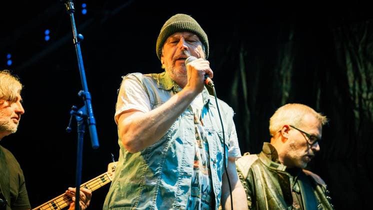 Die Duisburger Punkband Eisenpimmel spielt beim Festiavl Rage against Racism. Am 06.06.2026 in Duisburg ** NUR FÜR REDAKTIONELLE ZWECKE ** EDITORIAL USE ONLY **<p>Die Duisburger Punkband Eisenpimmel spielt beim Festiavl Rage against Racism. Am 06.06.2026 in Duisburg Duisburg Copyright: ChristophxJendral *** The Duisburg punk band Eisenpimmel plays at the Festiavl Rage against Racism On 06 06 2026 in Duisburg FOR EDITORIAL PURPOSES ONLY p The Duisburg punk band Eisenpimmel plays at the Festiavl Rage against Racism On 06 06 2026 in Duisburg Duisburg Copyright ChristophxJendral Copyright: ChristophxJendral doc866epcvx3r8129t0sdvn ,EDITORIAL USE ONLY