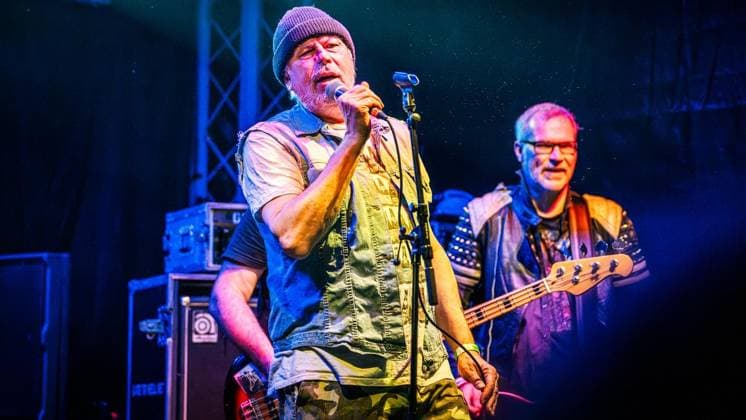 Die Duisburger Punkband Eisenpimmel spielt beim Festiavl Rage against Racism. Am 06.06.2026 in Duisburg ** NUR FÜR REDAKTIONELLE ZWECKE ** EDITORIAL USE ONLY **<p>Die Duisburger Punkband Eisenpimmel spielt beim Festiavl Rage against Racism. Am 06.06.2026 in Duisburg Duisburg Copyright: ChristophxJendral *** The Duisburg punk band Eisenpimmel plays at the Festiavl Rage against Racism On 06 06 2026 in Duisburg FOR EDITORIAL PURPOSES ONLY p The Duisburg punk band Eisenpimmel plays at the Festiavl Rage against Racism On 06 06 2026 in Duisburg Duisburg Copyright ChristophxJendral Copyright: ChristophxJendral doc866epfgzavds680ne5x ,EDITORIAL USE ONLY