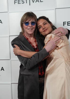 June 6, 2026, New York, Ny, USA: JANE ROSENTHAL and KATIE HOLMES attend the Ã¢â‚¬ËœHappy HoursÃ¢â‚¬â ¢ World Premiere at the Tribeca Festival 2026,.BMCC, NYC.June 6, 2026. . Happy Hours World Premiere at the Tribeca Festival 2026.BMCC, NYC.June 6, 2026. New York USA - ZUMAms4_ 20260606_faf_ms4_011 Copyright: xSoniaxMoskowitzxGordonx