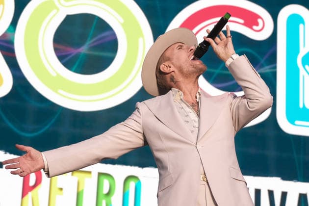 British singer songwriter, Matthew Weston Goss in Southampton, UK - 06 Jun 2026 British singer songwriter, Matthew Weston Goss, known as Matt Goss, former member of UK boy band Bros, performs live on stage at Let s Rock Festival at St Mary s Stadium. He was the lead singer of 1980s pop group Bros. In 1989, Bros won the Brit Award for Breakthrough Artist . Southampton United Kingdom Copyright: xDawnxFletcher-Parkx xSOPAxImagesx DSCF3592