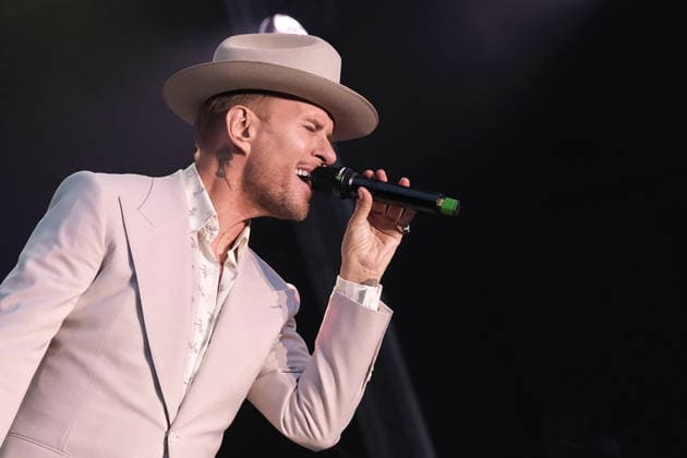 British singer songwriter, Matthew Weston Goss in Southampton, UK - 06 Jun 2026 British singer songwriter, Matthew Weston Goss, known as Matt Goss, former member of UK boy band Bros, performs live on stage at Let s Rock Festival at St Mary s Stadium. He was the lead singer of 1980s pop group Bros. In 1989, Bros won the Brit Award for Breakthrough Artist . Southampton United Kingdom Copyright: xDawnxFletcher-Parkx xSOPAxImagesx DSCF3597