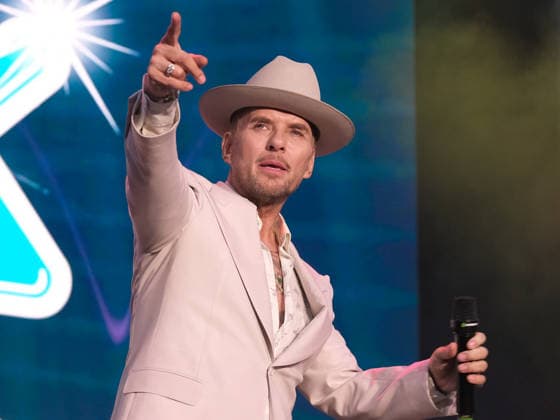 British singer songwriter, Matthew Weston Goss in Southampton, UK - 06 Jun 2026 British singer songwriter, Matthew Weston Goss, known as Matt Goss, former member of UK boy band Bros, performs live on stage at Let s Rock Festival at St Mary s Stadium. He was the lead singer of 1980s pop group Bros. In 1989, Bros won the Brit Award for Breakthrough Artist . Southampton United Kingdom Copyright: xDawnxFletcher-Parkx xSOPAxImagesx DSCF3607