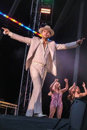 British singer songwriter, Matthew Weston Goss in Southampton, UK - 06 Jun 2026 British singer songwriter, Matthew Weston Goss, known as Matt Goss, former member of UK boy band Bros, performs live on stage at Let s Rock Festival at St Mary s Stadium. He was the lead singer of 1980s pop group Bros. In 1989, Bros won the Brit Award for Breakthrough Artist . Southampton United Kingdom Copyright: xDawnxFletcher-Parkx xSOPAxImagesx DSCF3625