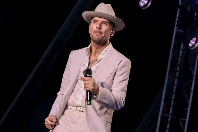 British singer songwriter, Matthew Weston Goss in Southampton, UK - 06 Jun 2026 British singer songwriter, Matthew Weston Goss, known as Matt Goss, former member of UK boy band Bros, performs live on stage at Let s Rock Festival at St Mary s Stadium. He was the lead singer of 1980s pop group Bros. In 1989, Bros won the Brit Award for Breakthrough Artist . Southampton United Kingdom Copyright: xDawnxFletcher-Parkx xSOPAxImagesx DSCF3669