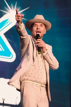 British singer songwriter, Matthew Weston Goss in Southampton, UK - 06 Jun 2026 British singer songwriter, Matthew Weston Goss, known as Matt Goss, former member of UK boy band Bros, performs live on stage at Let s Rock Festival at St Mary s Stadium. He was the lead singer of 1980s pop group Bros. In 1989, Bros won the Brit Award for Breakthrough Artist . Southampton United Kingdom Copyright: xDawnxFletcher-Parkx xSOPAxImagesx DSCF3803