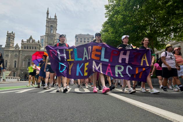 June 6, 2026, Philadelphia, Pennsylvania, USA: People march past City Hall in downtown Philadelphia to protest civil rights abuses against those who identify as LGBTQIA2S+ as part of the annual 2026 Philadelphia Dyke March. Philadelphia, PA, June 5, 2026. Philadelphia USA - ZUMAg216 20260606_znp_g216_015 Copyright: xDominicxGwinnx