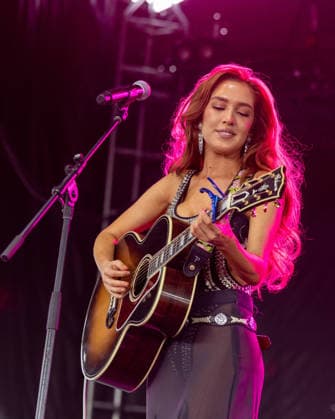 June 6, 2026, Lexington, Kentucky, U.S: Musician LACI KAYE BOOTH during Railbird Music Festival in Lexington, Kentucky Lexington U.S  - ZUMAs135 20260606_zap_s135_177 Copyright: xDanielxDeSloverx