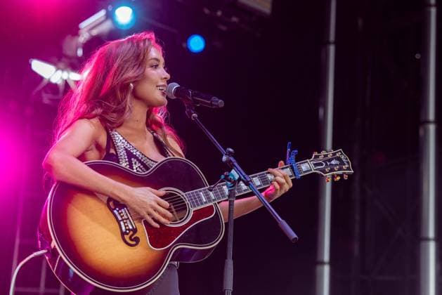 June 6, 2026, Lexington, Kentucky, U.S: Musician LACI KAYE BOOTH during Railbird Music Festival in Lexington, Kentucky Lexington U.S  - ZUMAs135 20260606_zap_s135_182 Copyright: xDanielxDeSloverx