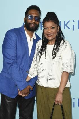 Anthony Davis, Yvette Nicole Brown at arrivals for SHRINKING Official Emmy FYC Red Carpet, Directors Guild of America DGA Theater Complex, Los Angeles, CA, June 06, 2026. Photo By: Elizabeth Goodenough Everett Collection SHRINKING Official Emmy FYC Red Carpet PUBLICATIONXNOTxINxCANxCHNxFRAxITAxJPNxNORxPOLxRUSxESPxUKxUSA