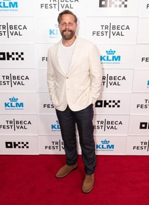 June 6, 2026, New York, New York, USA: Joe Tippett attends premiere of Happy Hours at Tribeca Film Festival at BMCC in New York, NY on June 6, 2026. New York USA - ZUMAr339 20260606_znp_r339_124 Copyright: xLevxRadinx
