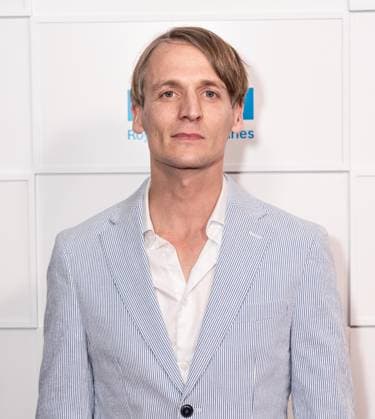 June 6, 2026, New York, New York, USA: John McGinty attends premiere of Happy Hours at Tribeca Film Festival at BMCC in New York, NY on June 6, 2026. New York USA - ZUMAr339 20260606_znp_r339_131 Copyright: xLevxRadinx