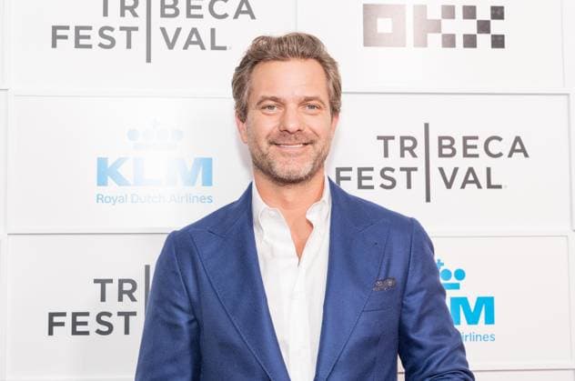 June 6, 2026, New York, New York, USA: Joshua Jackson wearing suit by Brunello Cucinelli attends premiere of Happy Hours at Tribeca Film Festival at BMCC in New York, NY on June 6, 2026. New York USA - ZUMAr339 20260606_znp_r339_182 Copyright: xLevxRadinx
