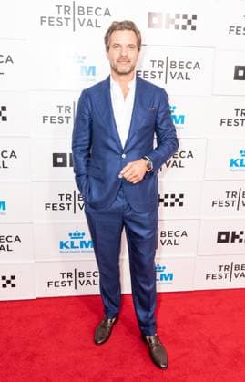 June 6, 2026, New York, New York, USA: Joshua Jackson wearing suit by Brunello Cucinelli attends premiere of Happy Hours at Tribeca Film Festival at BMCC in New York, NY on June 6, 2026. New York USA - ZUMAr339 20260606_znp_r339_181 Copyright: xLevxRadinx