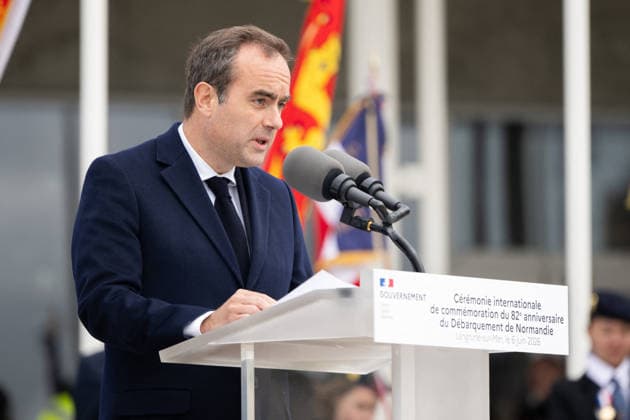 Sebastien Lecornu At D-Day Commemoration - Normandy Sebastien Lecornu, French Prime Minister, attends the international ceremony marking the 82nd anniversary of the Normandy Landings in Langrune-sur-Mer, France on June 6, 2026. Photo by Gregoire Campione Pool ABACAPRESS.COM France  Copyright: xCampionexGregoire ABACAx