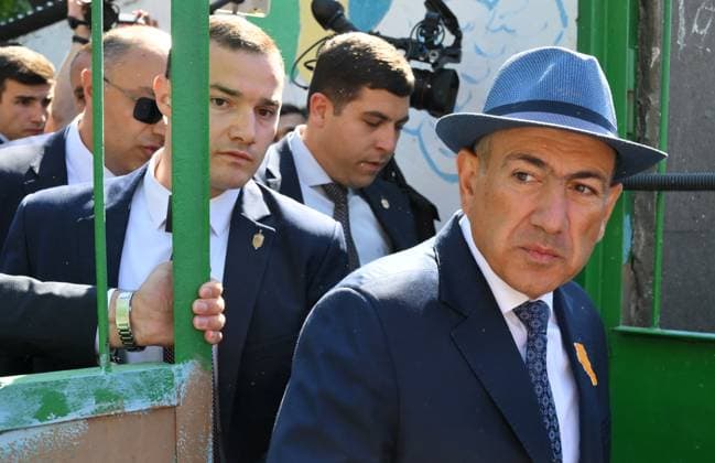 Armenia Parliamentary Election 9184664 07.06.2026 Civil Contract party leader and Armenian Prime Minister Nikol Pashinyan leaves a polling station after casting his ballot during the Armenian parliamentary election in Yerevan, Armenia. Yuri Kochetkov Sputnik Yerevan Armenia  Copyright: xYurixKochetkovx