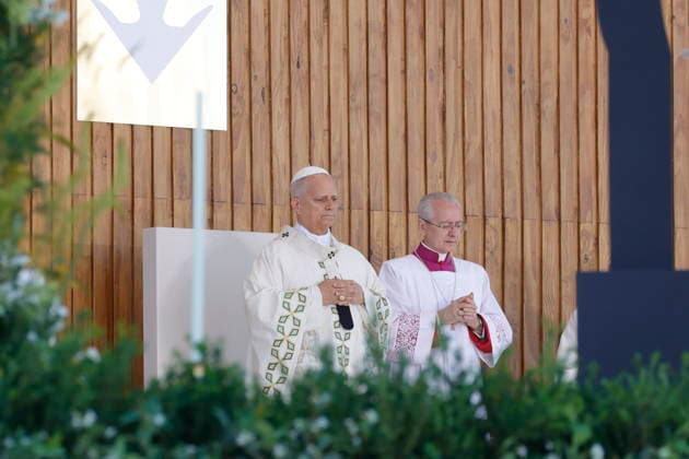 Pope Leo XIV presides at Holy Mass and a Eucharistic procession for the feast of Corpus Christi in Madrid Pope Leo XIV presides at Mass for the feast of Corpus Christi, in Plaza de Cibeles, on June 7, 2026, in Madrid Spain Pope Leo XIV officiates at the Solemnity of Corpus Christi in Madrid with a Mass and subsequent Eucharistic procession in the vicinity of the capital The ceremony brings together high civil and religious authorities, King Felipe VI, Queen Letizia, Princess Leonor and Infanta Sofia attend the event 07 JUNE 2026 PAPAL VISIT Jesús Hellí Madrid Madrid Spain  Copyright: xJesusxHellin EuropaxPress Poolx 7578031