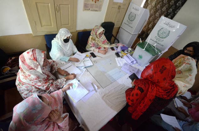 Voting begins in Pakistan s Gilgit-Baltistan polls GILGIT-BALTISTAN, PAKISTAN - JUNE 07: Voters queued up outside polling stations as voting began in elections in Pakistan s Gilgit-Baltistan region to elect a new government for a five-year term on June 07, 2026. Voting stations opened at 8 am (0300GMT) and will continue until 5 pm (1200GMT). Some 396 candidates are competing for 24 direct seats in the regional Legislative Assembly, with 266 of them independent candidates and 130 representing different national and regional political and religiopolitical parties, according to figures by the regional election commission. Hussain Ali Anadolu Gilgit-Baltistan Pakistan. Editorial use only. Please get in touch for any other usage.  Copyright: x2026xAnadoluxHussainxAlix