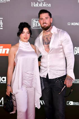Reality-TV-Star Leyla Heiter und ihre Ehemann TV-Star Mike Heiter bei Fame Fighting International, dem großen Promi-Boxen von BILD und Eugen Lopez - erstmalig in Kooperation mit Misfits Boxing und dem britischen Medienpartner The Sun - in der Leverkusener Ostermann Arena. Leverkusen, 06.06.2026 NRW Deutschland *** Reality TV star Leyla Heiter and her husband TV star Mike Heiter at Fame Fighting International, the big celebrity boxing event organized by BILD and Eugen Lopez for the first time in cooperation with Misfits Boxing and the British media partner The Sun at the Ostermann Arena Leverkusen, 06 06 2026 NRW Germany Copyright: xChristophxHardtx