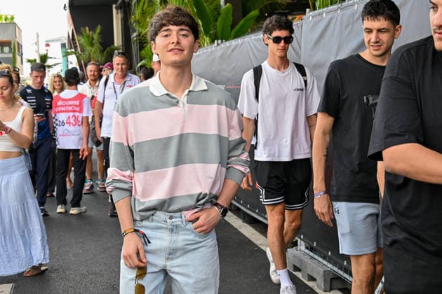 Noah Schnapp in the paddocks of the Formula 1 Louis Vuitton Grand Prix of Monaco 2026, in Monte Carlo, Monaco, on June 7, 2026 Bruno Bebert Bestimage Celebs in the paddocks of the Formula 1 Louis Vuitton Grand Prix of Monaco 2026, in Monte Carlo, Monaco, on June 7, 2026  Copyright: xBrunoxBebertx xBestimagexBrunoxBebertx xBestimagex