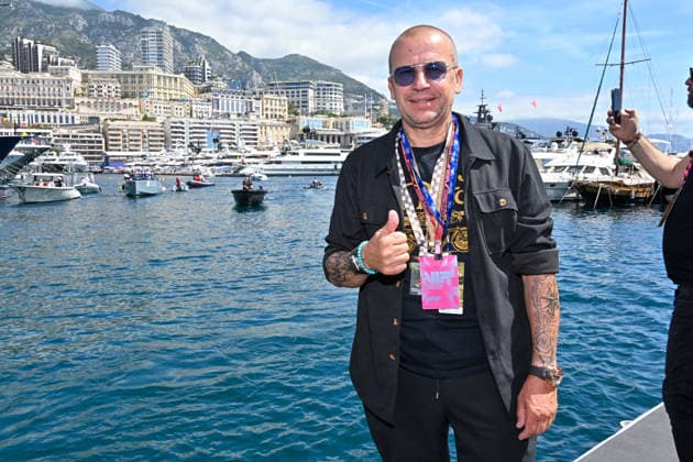 Olivier Panis in the paddocks of the Formula 1 Louis Vuitton Grand Prix of Monaco 2026, in Monte Carlo, Monaco, on June 7, 2026 Bruno Bebert Bestimage Celebs in the paddocks of the Formula 1 Louis Vuitton Grand Prix of Monaco 2026, in Monte Carlo, Monaco, on June 7, 2026 unknown  Copyright: xBrunoxBebertx xBestimagexBrunoxBebertx xBestimagex