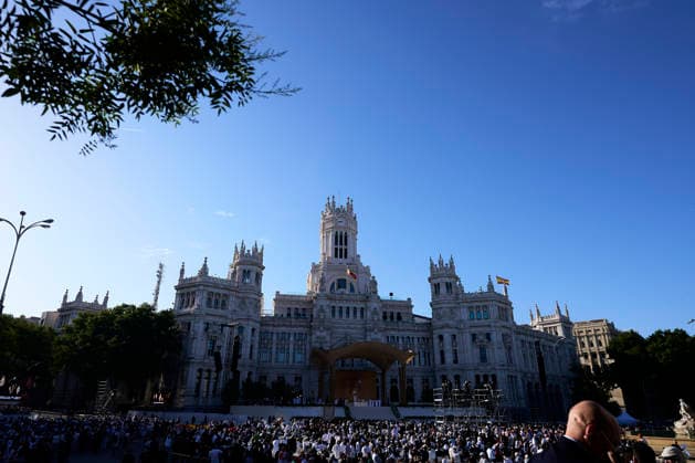 Spanish Royals attends Corpus Christi Holy Mass with the Pope Leo XIV Pope Leo XIV (Papa Leon XVI, Robert Francis Prevost) attends Corpus Christi Holy Mass at Plaza de Cibeles on June 7, 2026 in Madrid, Spain Photo by IMAGO MPG Madrid Plaza de Cibeles Madrid Spain  Copyright: xMPGx