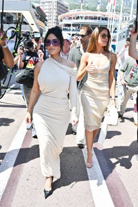 IPA85438764 - Monte Carlo, Formula 1 Monaco Grand Prix - Celebrities watch the race In the photo: Khloe Kardashian And Kim Kardashian  Copyright: xManuelexMangiarottix xManuelexMangiarottix 85438764