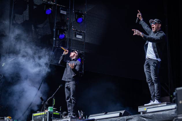 Rock am Ring 2026, Tag 3, 7.6.2026 Die kalifornische Rap-Rock-NuMetal-Band Hollywood Undead auf der Utopia Stage -- Mit dem Traditionsfestival Rock am Ring am Nürburgring in der Eifel startet in Deutschland die Festival-Saison. Rock am Ring findet in diesem Jahr vom 5. bis 7. Juni statt. Rund 80 Bands und Künstler stehen auf einer der drei großen Bühnen. Nürburg Nürburgring Rheinland-Pfalz Deutschland *** Rock am Ring 2026, Day 3, 7 6 2026 Californian rap rock NuMetal band Hollywood Undead on the Utopia Stage The traditional Rock am Ring festival at the Nürburgring in the Eifel region kicks off the festival season in Germany Rock am Ring will take place this year from 5 to 7 June Around 80 bands and artists will perform on one of the Copyright: xSebastianxDerixx