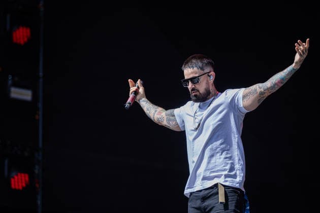 Rock am Ring 2026, Tag 3, 7.6.2026 Die kalifornische Rap-Rock-NuMetal-Band Hollywood Undead auf der Utopia Stage -- Mit dem Traditionsfestival Rock am Ring am Nürburgring in der Eifel startet in Deutschland die Festival-Saison. Rock am Ring findet in diesem Jahr vom 5. bis 7. Juni statt. Rund 80 Bands und Künstler stehen auf einer der drei großen Bühnen. Nürburg Nürburgring Rheinland-Pfalz Deutschland *** Rock am Ring 2026, Day 3, 7 6 2026 Californian rap rock NuMetal band Hollywood Undead on the Utopia Stage The traditional Rock am Ring festival at the Nürburgring in the Eifel region kicks off the festival season in Germany Rock am Ring will take place this year from 5 to 7 June Around 80 bands and artists will perform on one of the Copyright: xSebastianxDerixx