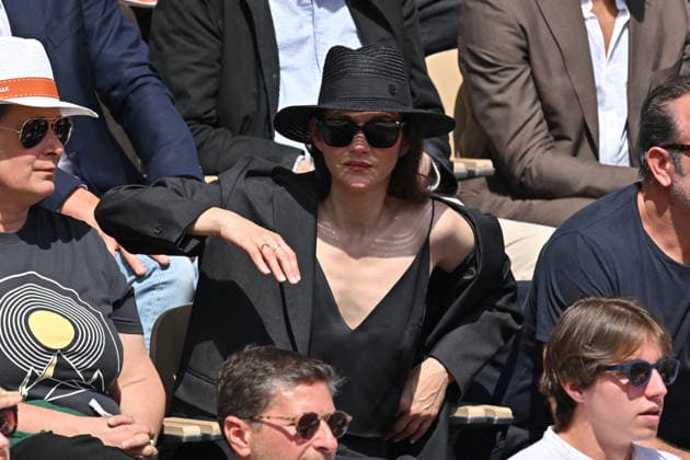 RECORD DATE NOT STATED 2026 French Open - Marion Cotillard And Jean Dujardin In The Stands Marion Cotillard And Jean Dujardin in the stands during Day Fifteen of the 2026 French Open on June 07, 2026 in Paris, France. Photo by Laurent Zabulon ABACAPRESS.COM Paris France  Copyright: xZabulonxLaurent ABACAx