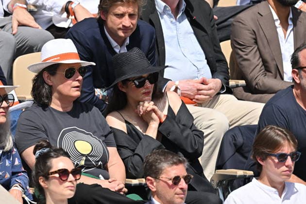 RECORD DATE NOT STATED 2026 French Open - Marion Cotillard And Jean Dujardin In The Stands Marion Cotillard And Jean Dujardin in the stands during Day Fifteen of the 2026 French Open on June 07, 2026 in Paris, France. Photo by Laurent Zabulon ABACAPRESS.COM Paris France  Copyright: xZabulonxLaurent ABACAx