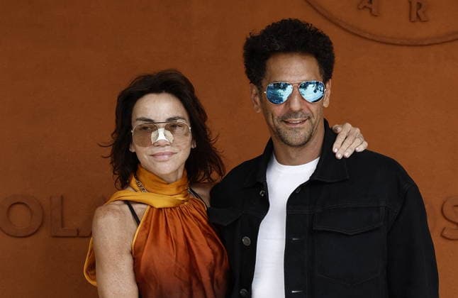Tomer Sisley and his wife Sandra during the 2026 French Open at Roland Garros in Paris, France, on June 7, 2026 Jacovides Moreau Bestimage Celebs attending the village photocall during the 2026 French Open at Roland Garros in Paris, France, on June 7, 2026 Paris France  Copyright: xJACOVIDES-MOREAUx xBESTIMAGExJACOVIDES-MOREAUx xBESTIMAGEx