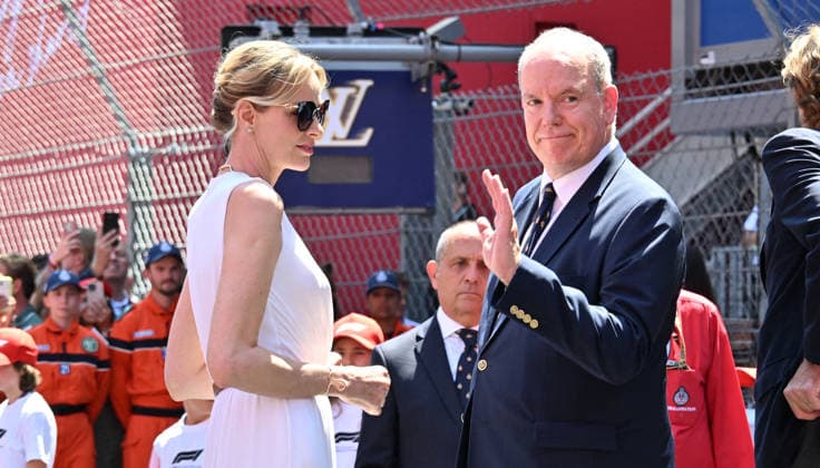 Prince Albert II of Monaco and Princess Charlène of Monaco Formula 1 Louis Vuitton Monaco Grand Prix 2026 on June 7, 2026 Bruno Bebert Bestimage Formula 1 Louis Vuitton Monaco Grand Prix 2026 on June 7, 2026 Monaco  Copyright: xBrunoxBebertx xBestimagexBrunoxBebertx xBestimagex