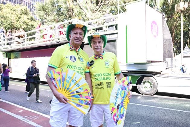 RECORD DATE NOT STATED LGBT+ pride parade gathers a crowd on Paulista Avenue in Sao Paulo. Sao Paulo (SP), 07 06 2026 Culture Shows Parades Movement of participants, children, activists, drag queens, transvestites and tourists on Avenida Paulista during the 30th Sao Paulo LGBT+ Pride Parade, held this Sunday (7). The event features shows by Gloria Groove, Pabllo Vittar, Melody and other artists who perform in defense of diversity, the rights of the LGBT+ population and political participation, with the gathering in front of MASP and a parade of floats along Avenida Paulista and Consolacao.(Foto: Leco Viana Thenews2 imago images) LGBT+ pride parade gathers a crowd on Paulista Avenue in Sao Paulo.  Copyright: xLecoxVianax