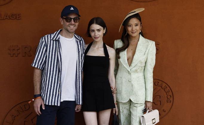 Charlie McDowell, Lily Collins and Ashley Park during the 2026 French Open at Roland Garros in Paris, France, on June 7, 2026 Jacovides Moreau Bestimage Celebs attending the village photocall during the 2026 French Open at Roland Garros in Paris, France, on June 7, 2026 Paris France  Copyright: xJACOVIDES-MOREAUx xBESTIMAGExJACOVIDES-MOREAUx xBESTIMAGEx