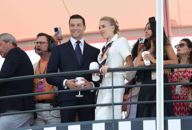 F1 Louis Vuitton GP de Monaco - Jordan Bardella and Maria Carolina De Bourbon Jordan Bardella and Princess Maria Carolina of Bourbon Two Sicilies attend the F1 Grand Prix of Monaco at Circuit de Monaco on June 7, 2026 in Monte-Carlo, Monaco. Photo by JC Vinaj AABACAPRESS.COM Monaco  Copyright: xVinajxJean-Charles ABACAx