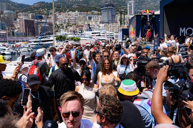 F1 Louis Vuitton Grand Prix de Monaco - Kim and Khloe Kardashian Kim Kardashian, Paddock Guest and LEWIS HAMILTON (GBR) of Scuderia Ferrari HP girlfriend and Khloe Kardashian, Paddock Guest on Sunday Race day during the 2026 Formula 1 Louis Vuitton Monaco Grand Prix at the Monaco Street Circuit on June 7, 2026. Photo by Antoine Lapeyre Reveries Agency via ABACAPRESS.COM Monaco Monaco  Copyright: xAntoinexLapeyre ReveriesxAgency ABACAx