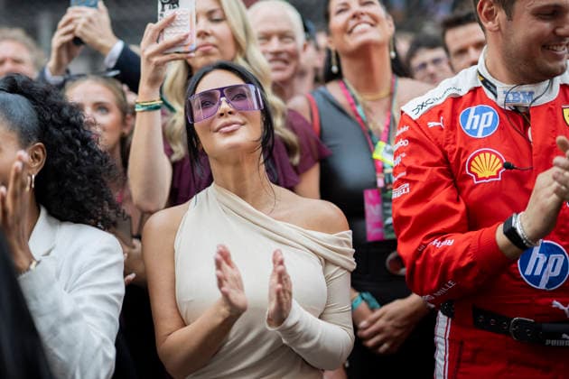 Kim Kardashian Formula 1 Grand Prix de Monaco 2026 Kim Kardashian attends at podium during the Formula 1 Grand Prix de Monaco 2026, 6th round of the 2026 Formula One World Championship on the Circuit de Monaco, in Monte-Carlo, Monaco Photo by Eliot Blondet ABACAPRESS.COM Monaco France France  Copyright: xBlondetxEliot ABACAx